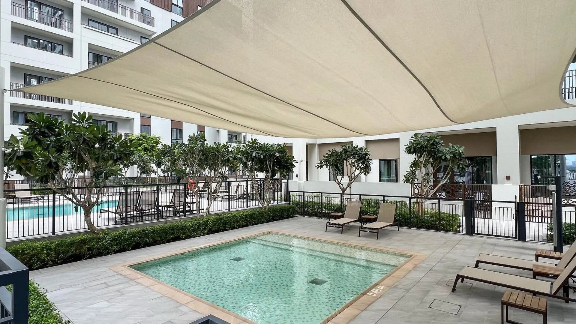 Designer 2Br In Creek Beach Summer 3Mins Walk To The Beach - 207 Dubai Apartment