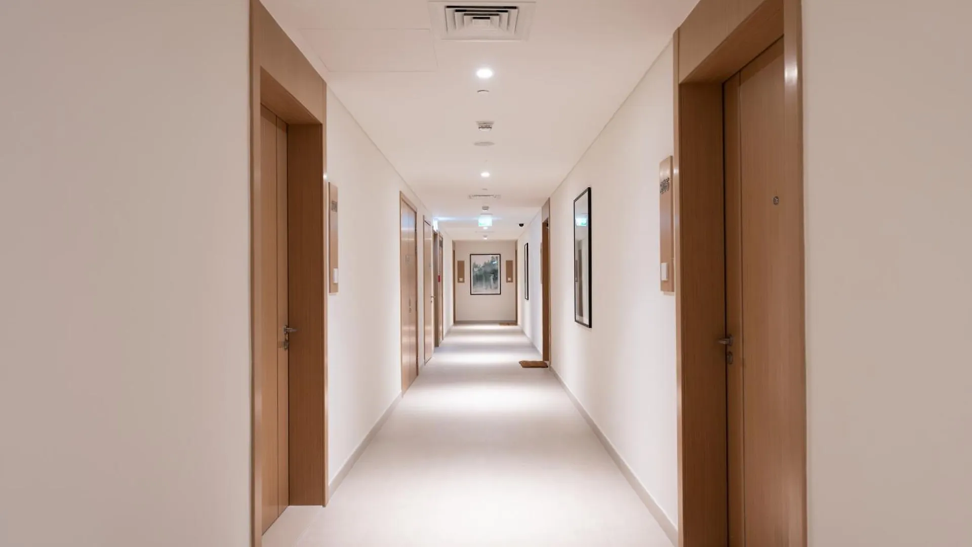 Designer 2Br In Creek Beach Summer 3Mins Walk To The Beach - 207 Dubai 0*,