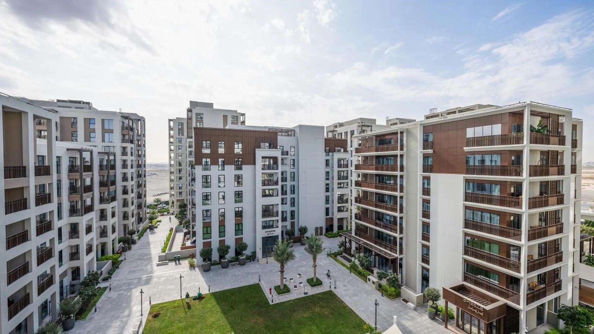 Designer 2Br In Creek Beach Summer 3Mins Walk To The Beach - 207 Dubai